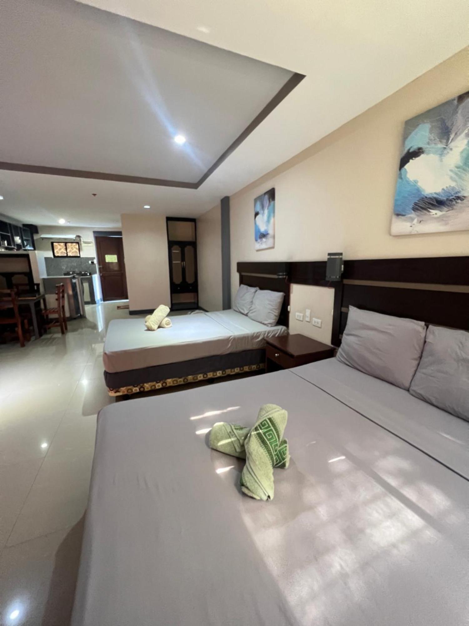 Guest house Dante's Hideaway *
