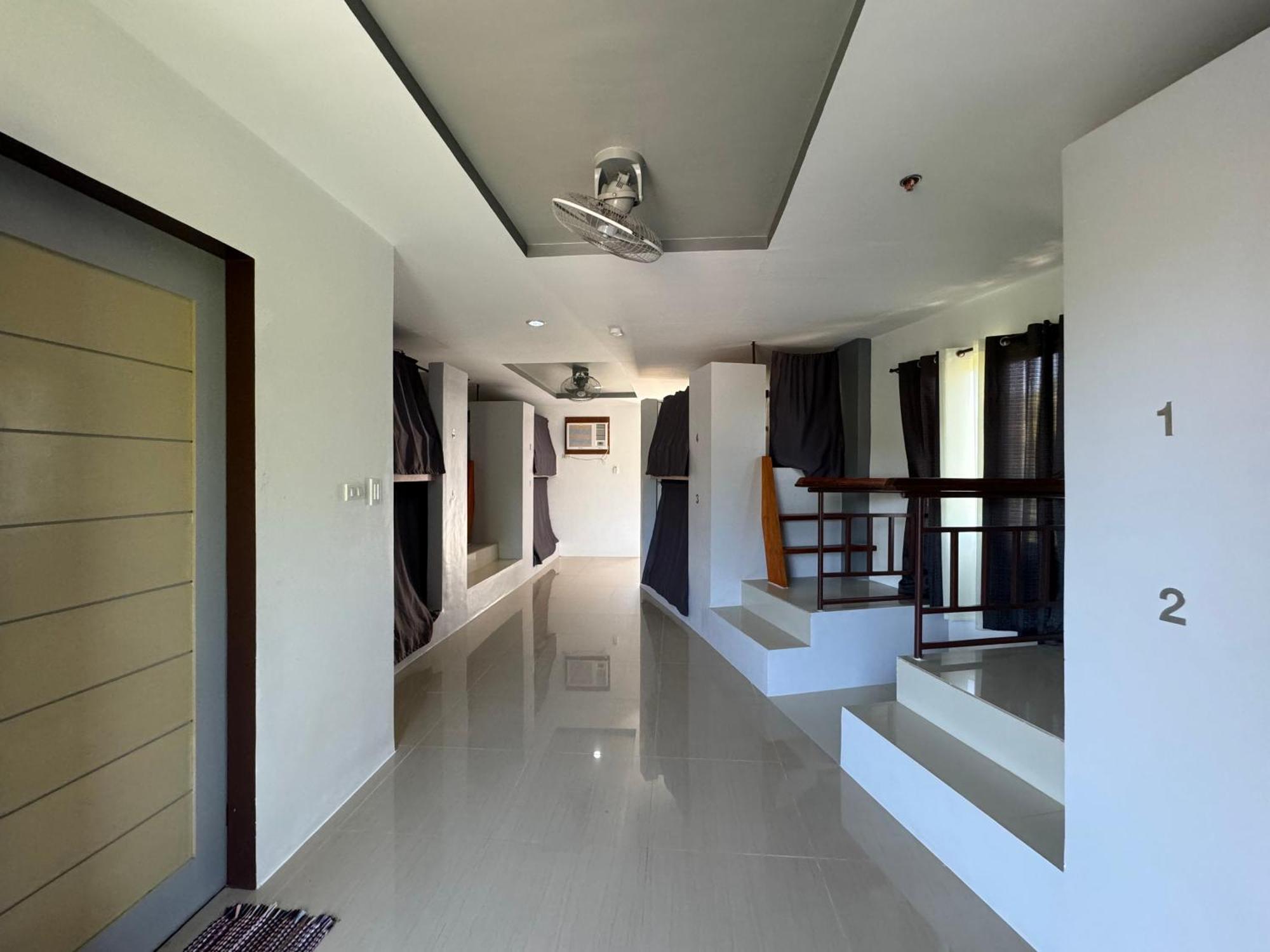 Guest house Dante's Hideaway *