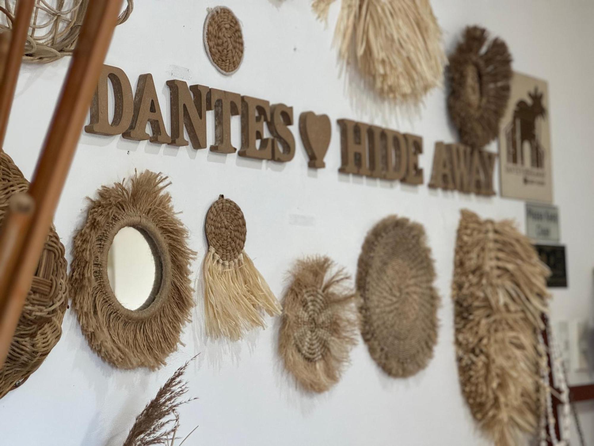 Dante's Hideaway Guest house