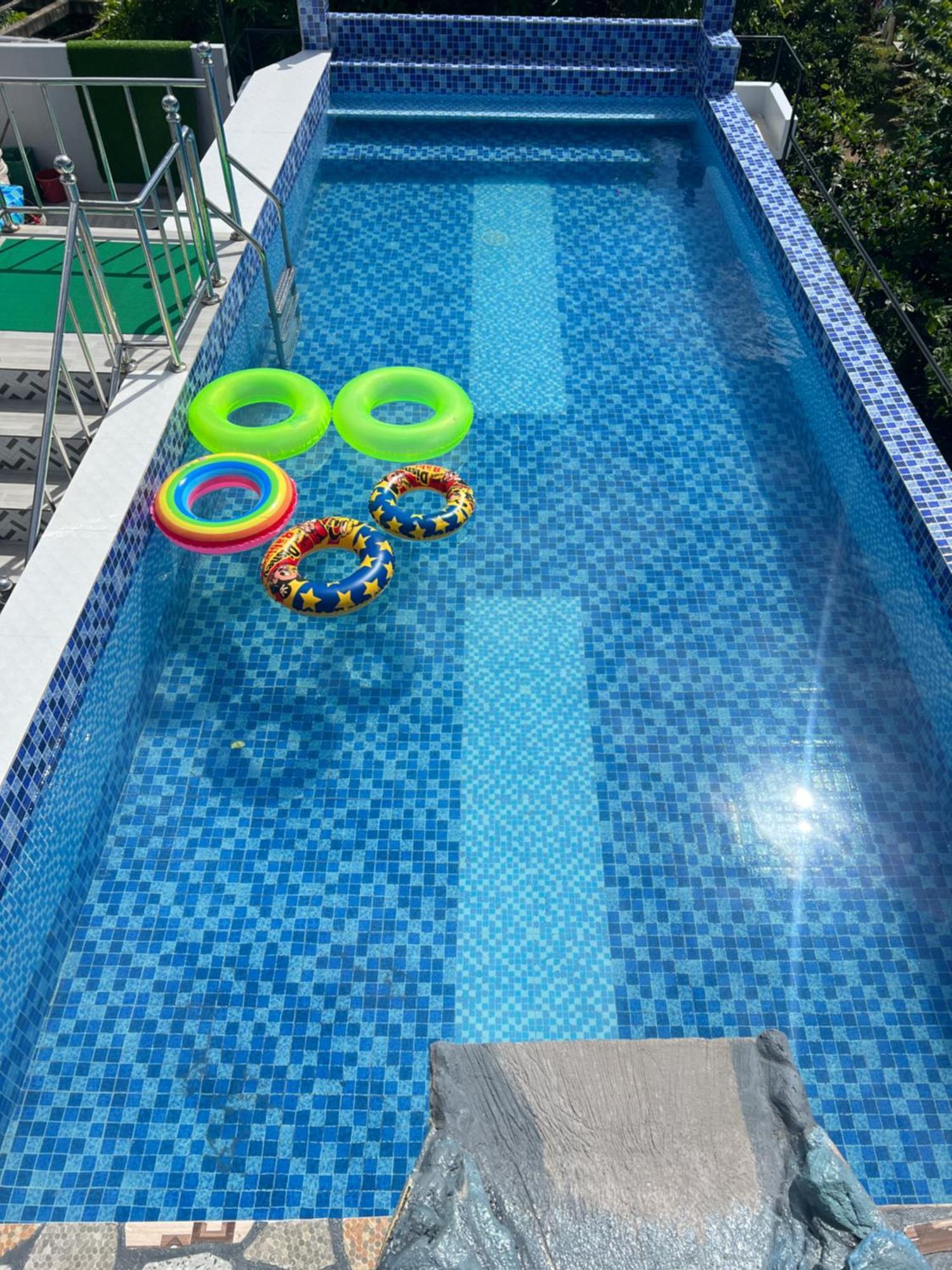 Dante's Hideaway Guest house *