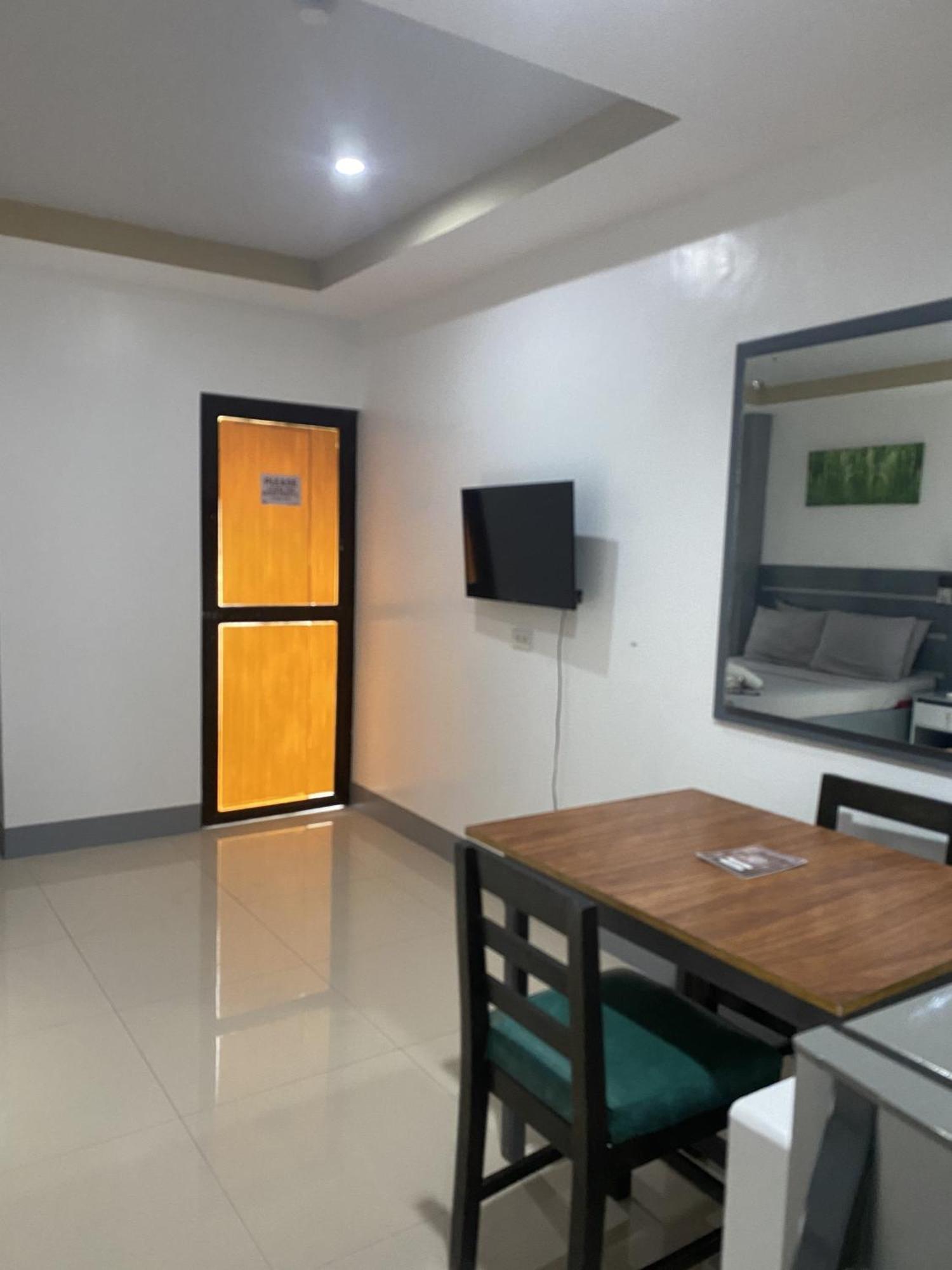 Dante's Hideaway Guest house *