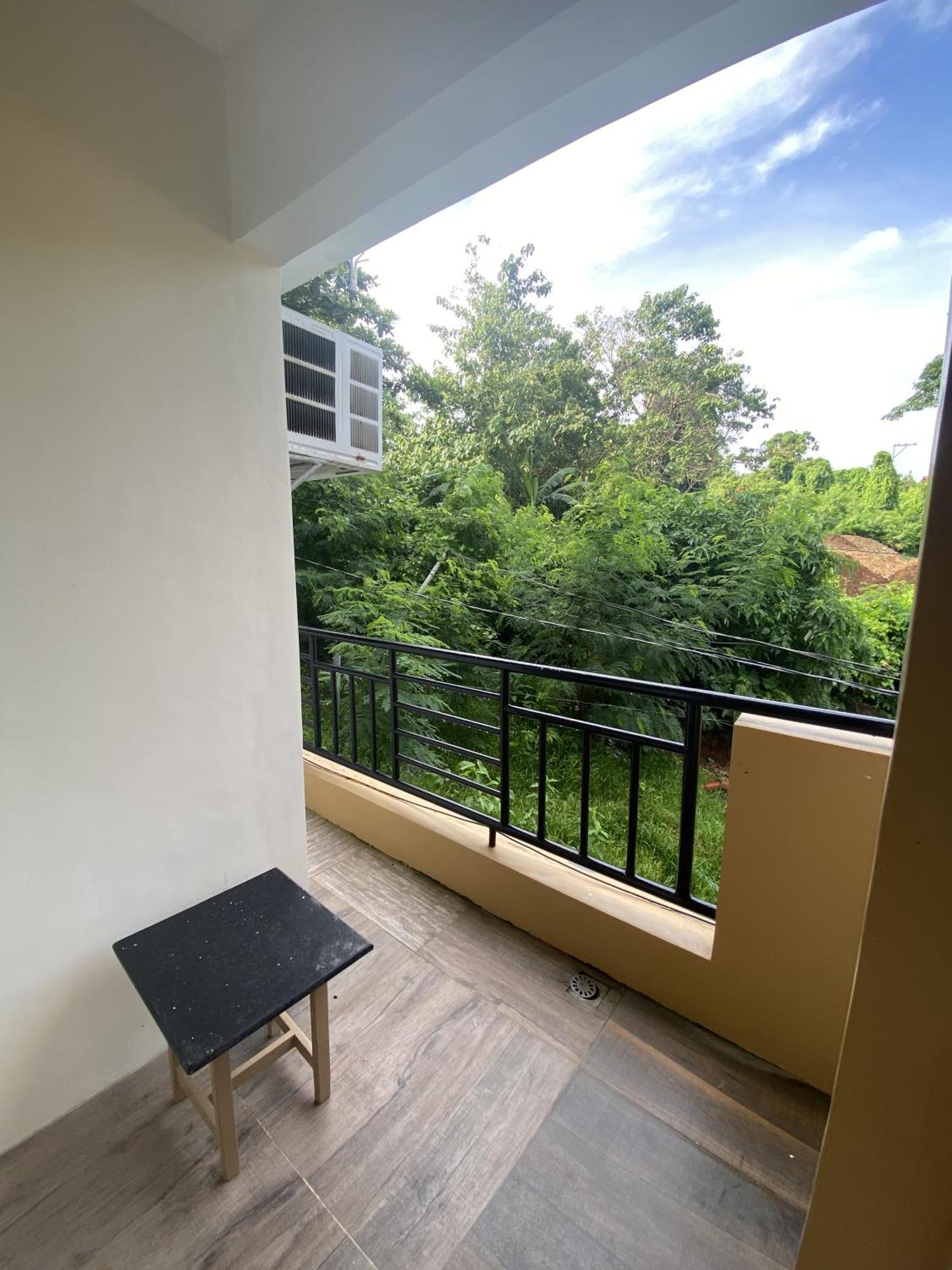 Dante's Hideaway Guest house Manoc-Manoc