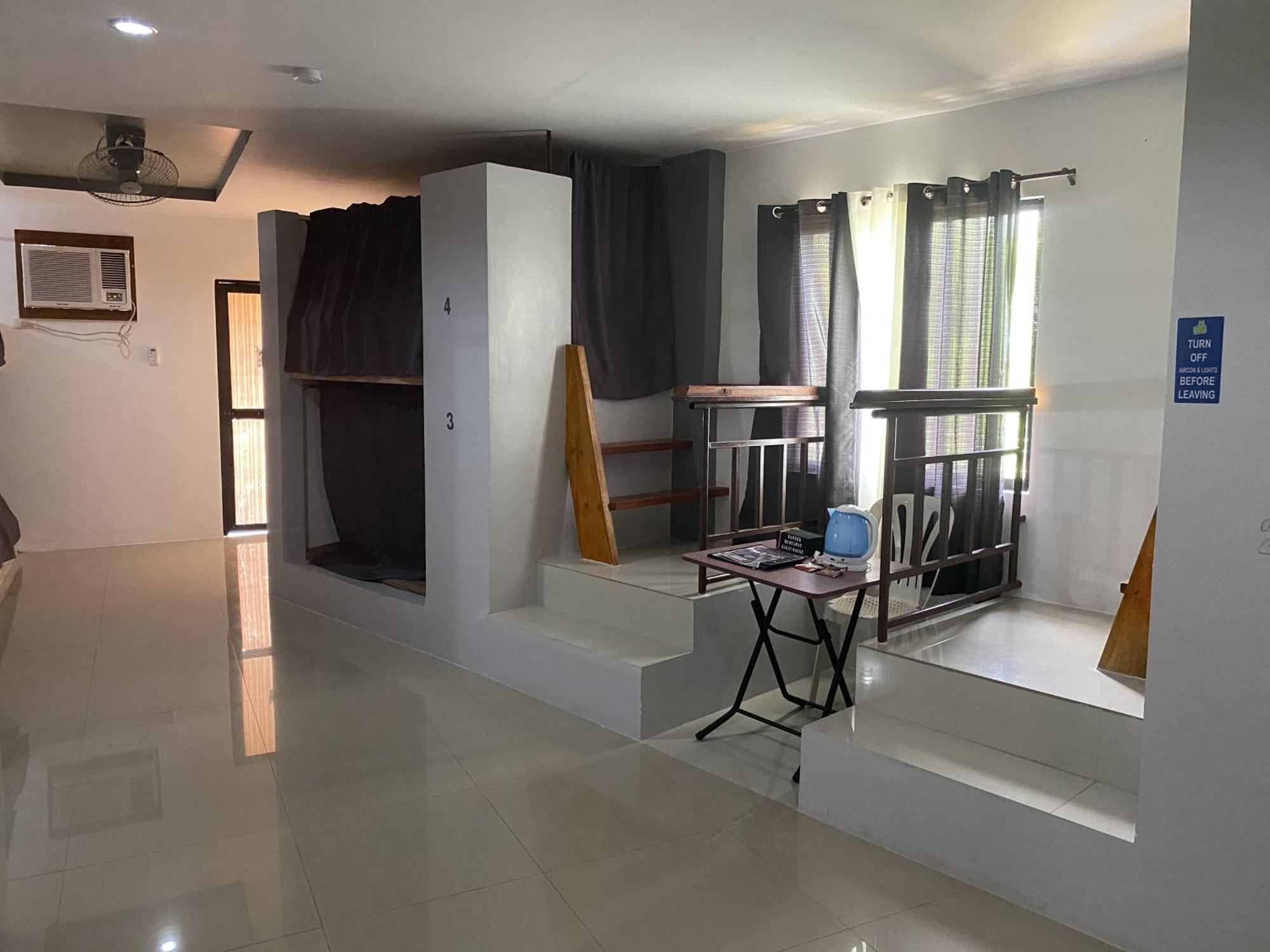 Dante's Hideaway Guest house *